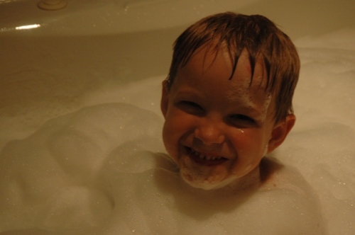 titus-bubble-bath